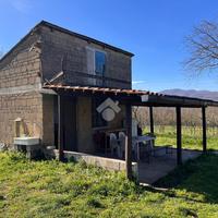 RUSTICO A SANTO STEFANO DEL SOLE