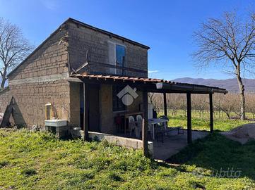 RUSTICO A SANTO STEFANO DEL SOLE