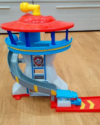 PAW PATROL QUARTIER GENERALE