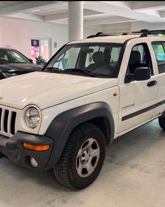 Jeep Cherokee 2.5 CRD Sport