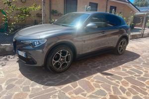 Alfa Romeo Stelvio Sprint ATQ4