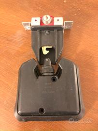 serrature gravitazionali per cassonetti