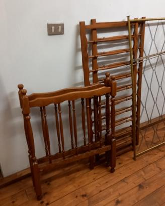 Lettino per bimbi in legno
