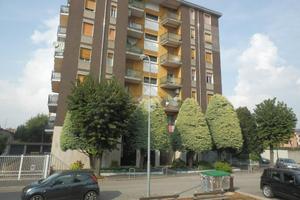 4 LOCALI A PADERNO DUGNANO