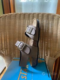 Sandali n 31 Goldstar nuovi color nocciola