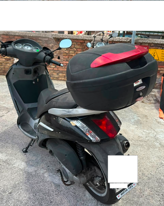 MOTOCICLO PEUGEOT MODELLO  GEOPOLIS