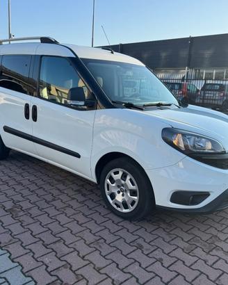 FIAT Doblo 1.6 MJT 120cv EASY 7 POSTI AZIENDALE