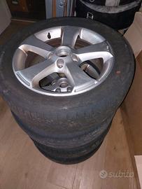 dischi in lega 16" montati su VW PASSAT