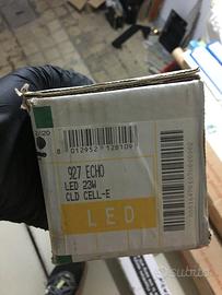 plafoniera stagna a led con emergenza