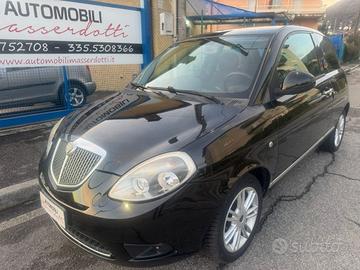 LANCIA Ypsilon 1.2 69 CV Unyca