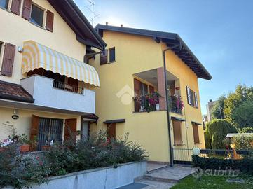 3 LOCALI A CORBETTA