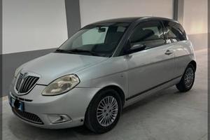 Ypsilon 1.4 Platino Ecochic GPL (57 kw)