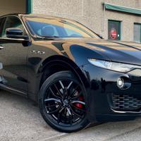 Maserati Levante 3.0 GRANLUSSO V6 Q4 250CV - FULL 