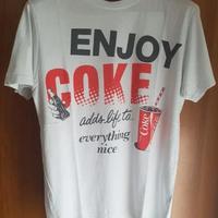 Tshirt Coca Cola Classic Fit Manica Corta Uomo