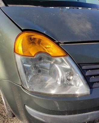 Proiettore destro RENAULT MODUS del 2005