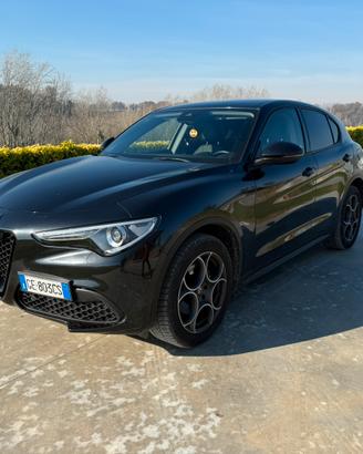 Alfa Romeo Stelvio 2.2 190cv