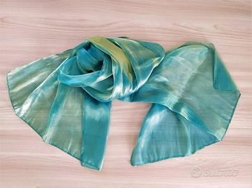 Sciarpa verde cangiante giallo