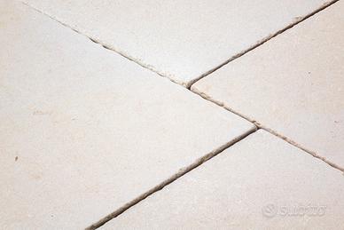 Marmette in Pietra di Trani da Pavimento Interno