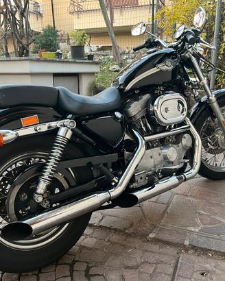 Harley Davidson 883 centenario
