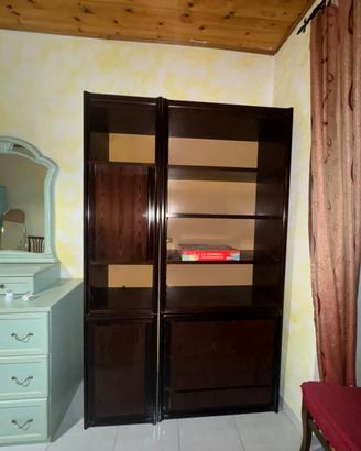 Libreria con cassettoni