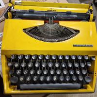 macchina da scrivere 