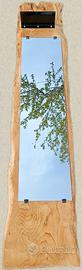 Specchio verticale in legno