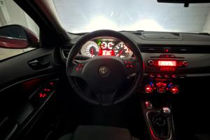 Alfa Romeo Giulietta JTDm-2 Exclusive