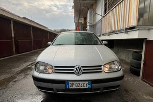 Golf mk4 2000 1.6  -  16 valvole - benzina 105CV -