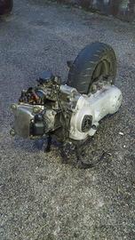 blocco motore 200cc liquido sportcity beverly