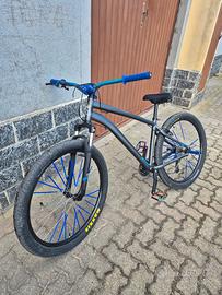 Rockrider ST100 "Custom" PERFETTA
