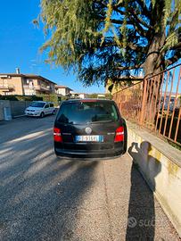 vw Touran 2,0 tdi