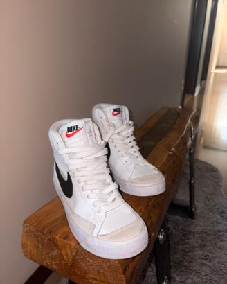 Nike Blazer Mid ‘77