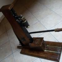 Imbottigliatrice in legno