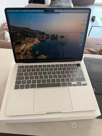 Macbook Air M2 Galassia