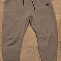 pantaloni tuta nike
