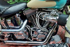 Harley davidson heritage softail 