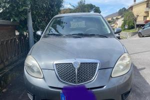 Lancia Y