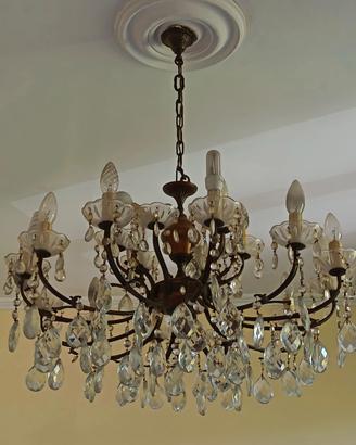 6 Lampadari, di cui 3 in cristallo