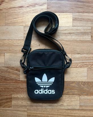 Tracolla Adidas Originals Trefoil Nera