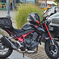 Honda Hornet 750 - 2023