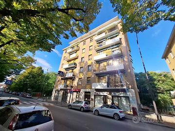 Luminoso appartamento in posizione comoda al centr