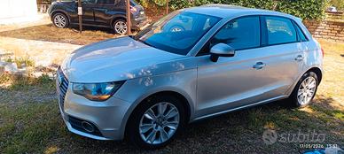 Audi A1 90cv Neopatentati full Perfetta Euro5