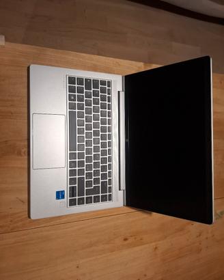 HP Probook 440 G8 i5-1135G7 16GB RAM 512 SSD