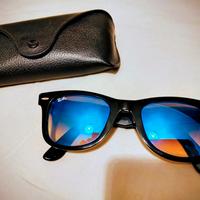 Occhiali da sole Ray-Ban modello RB4340. Wayfarer