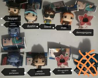 Kinder joy stranger things lotto 10 sorprese varie