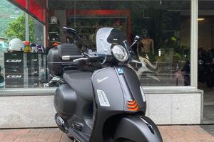 Piaggio GTS 300 Super Sport