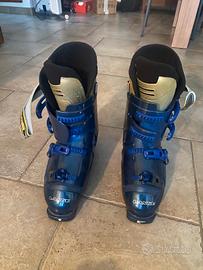 scarponi lange 28.5 vestibilità 43 circa 