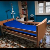 Letto medico per disabili