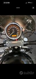 Harley Davidson sportster 883  Iron 2010- 30000 km