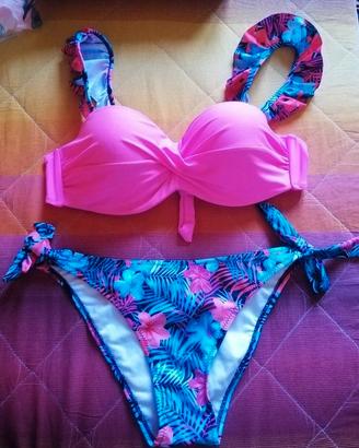 Bikini rosa verde taglia M nuovo con confezione